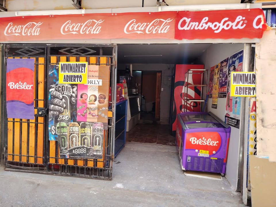 SE ARRIENDA CASA CON TRASPASO LOCAL COMERCIAL (VENTA LOCAL)