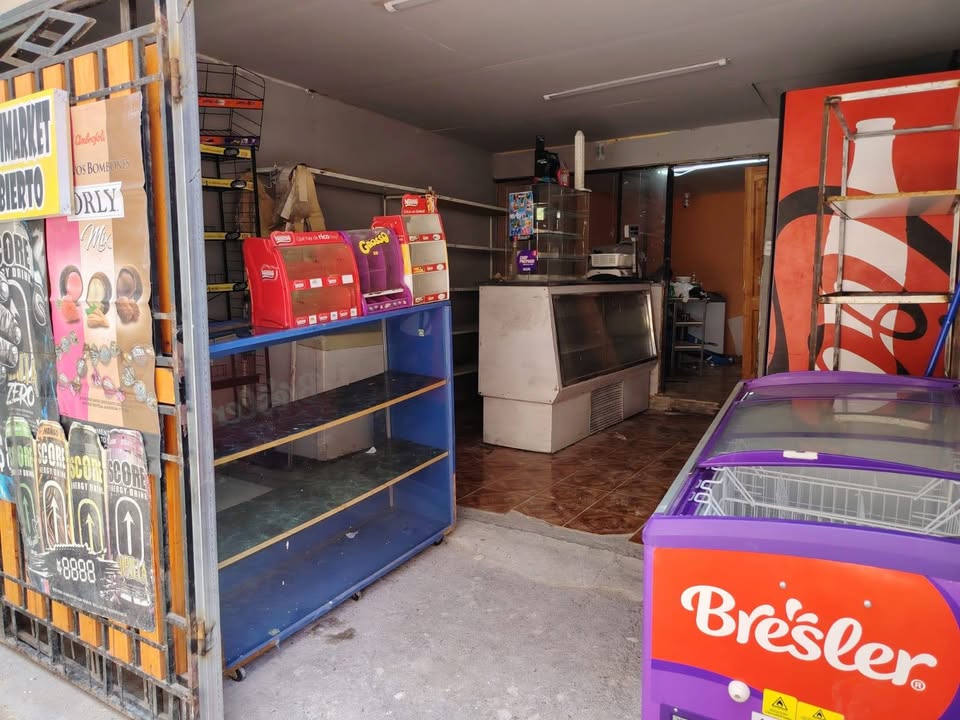 SE ARRIENDA CASA CON TRASPASO LOCAL COMERCIAL (VENTA LOCAL)