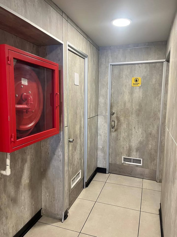 Corredora arrienda Local Comercial Ideal Rubro Gastronómico