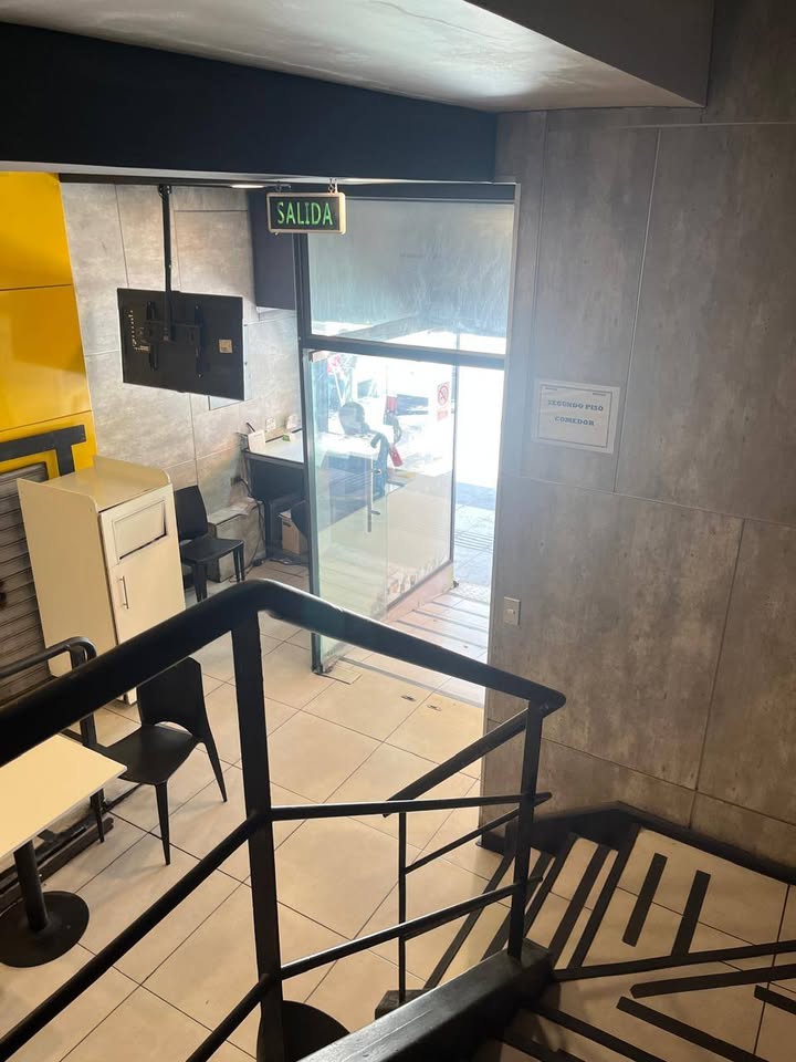 Corredora arrienda Local Comercial Ideal Rubro Gastronómico