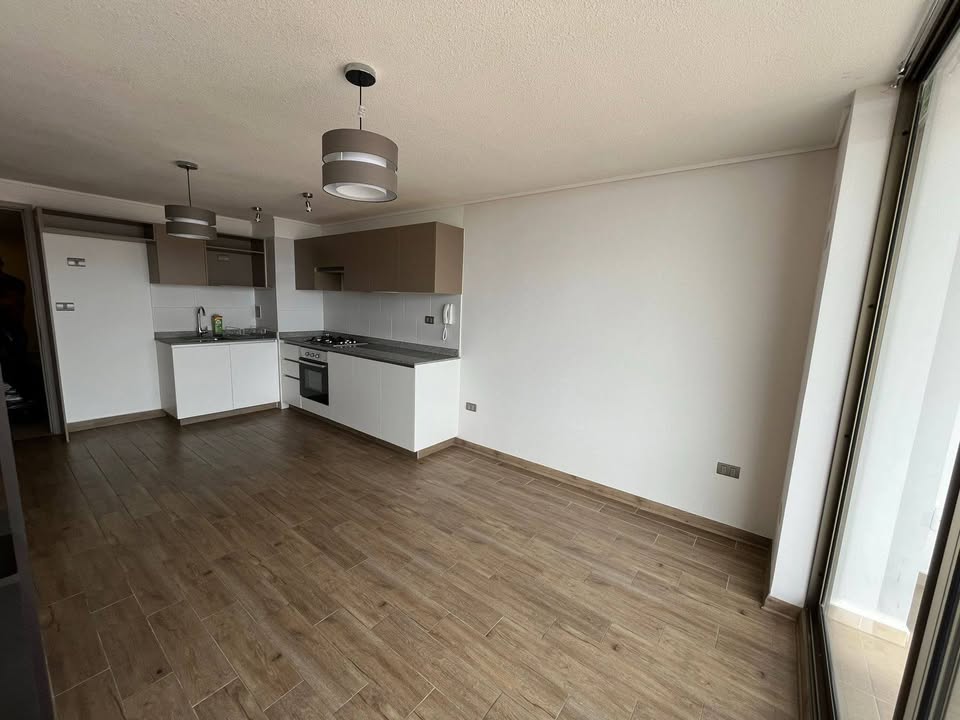 Arriendo departamento 2 habitaciones 2 baños, disponible desde el 3 de marzo