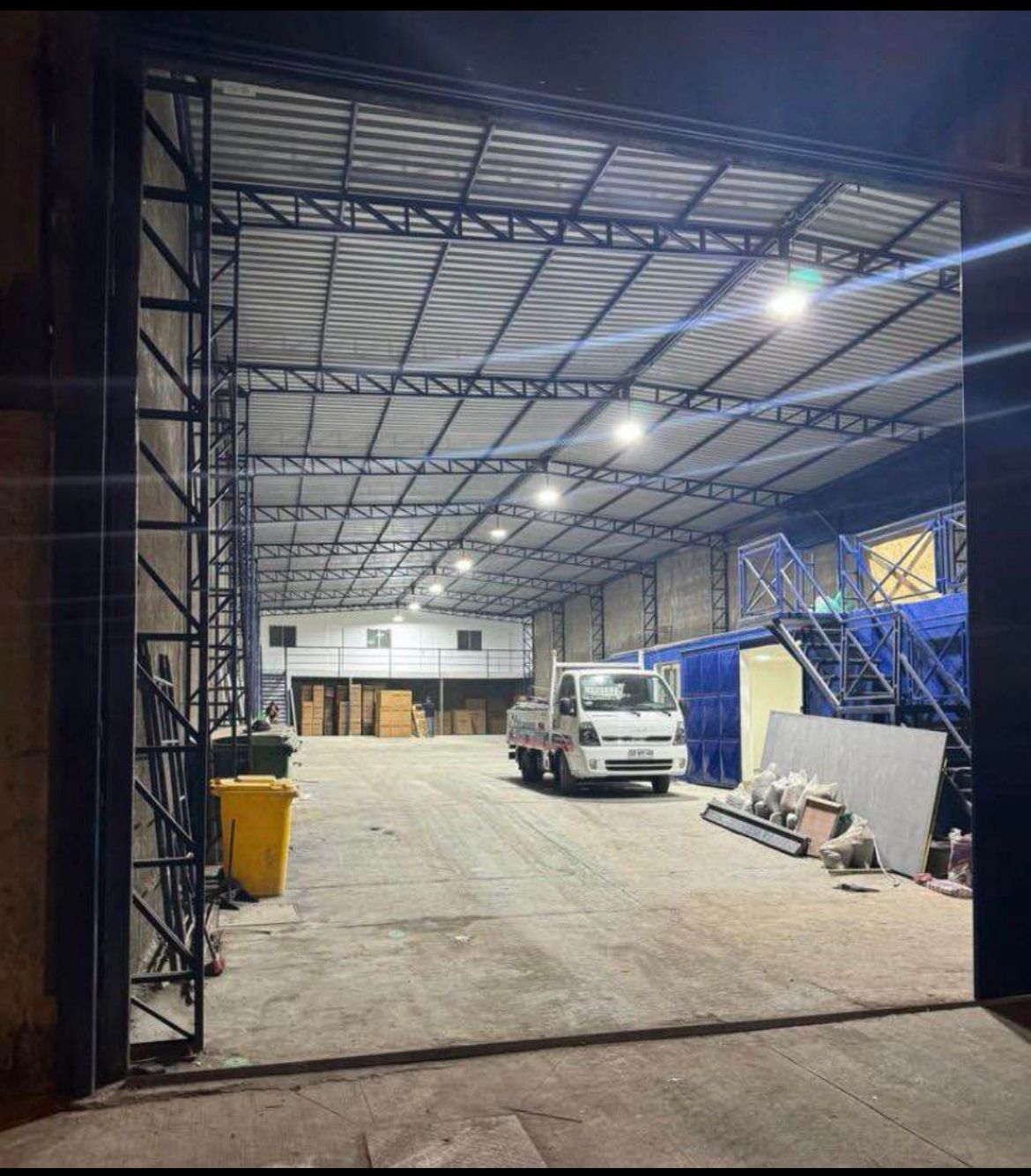 Galpón Empresarial Sector centro norte.