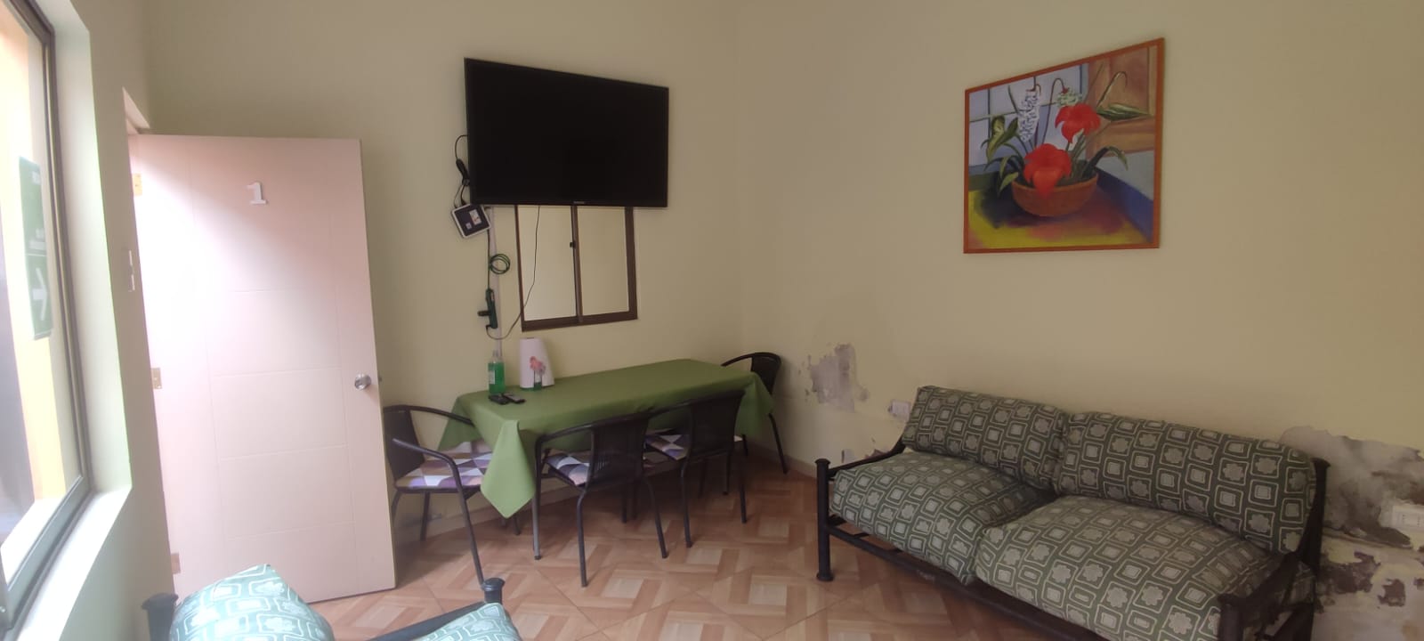 SE ARRIENDA CASA EMPRESA – ALOJAMIENTO CORPORATIVO (revisar)